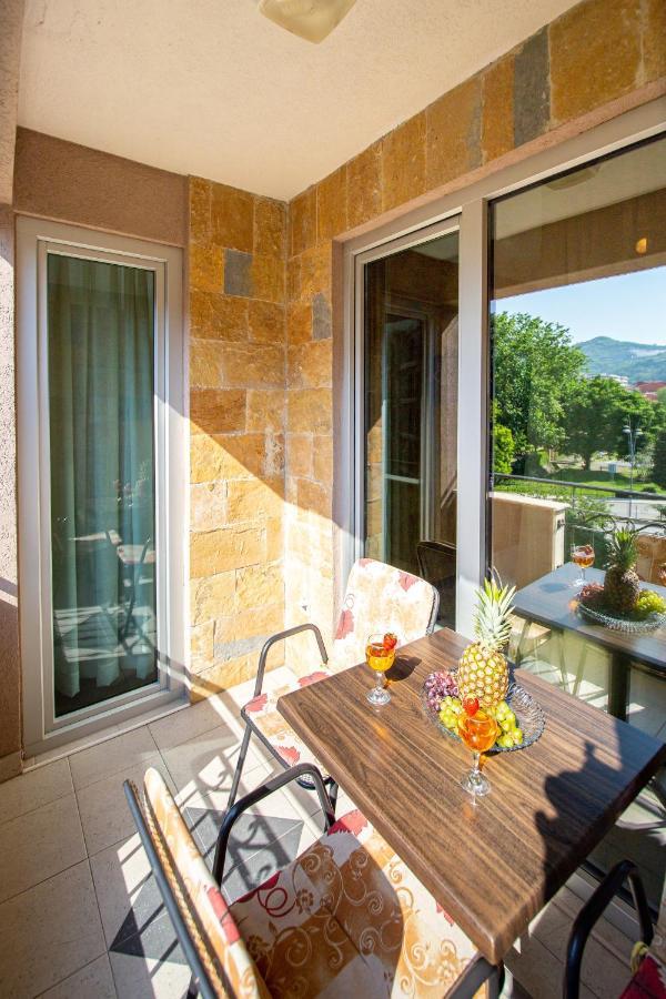 Sunsea Apartments บุดวา ภายนอก รูปภาพ